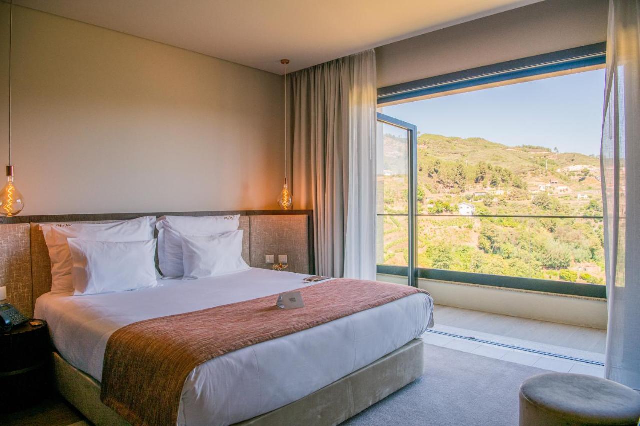 Mw Douro Wine & Spa Santa Marta de Penaguião Exterior foto Deluxe room